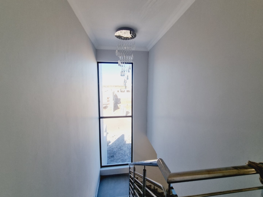 4 Bedroom Property for Sale in Sandown Western Cape